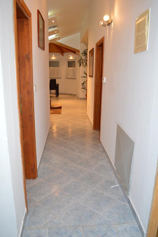 Apartment Ruzica พูลา ห้อง รูปภาพ